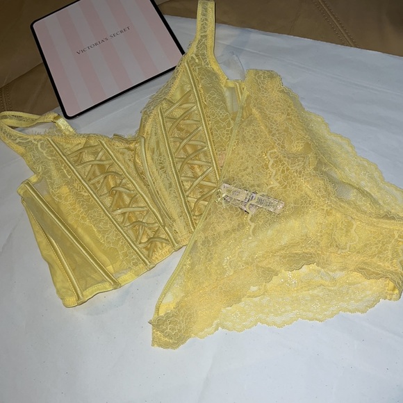 (L) 2pcs Victoria’s Secret Dream Angels set Corset & Cheeky Panty - Picture 13 of 17